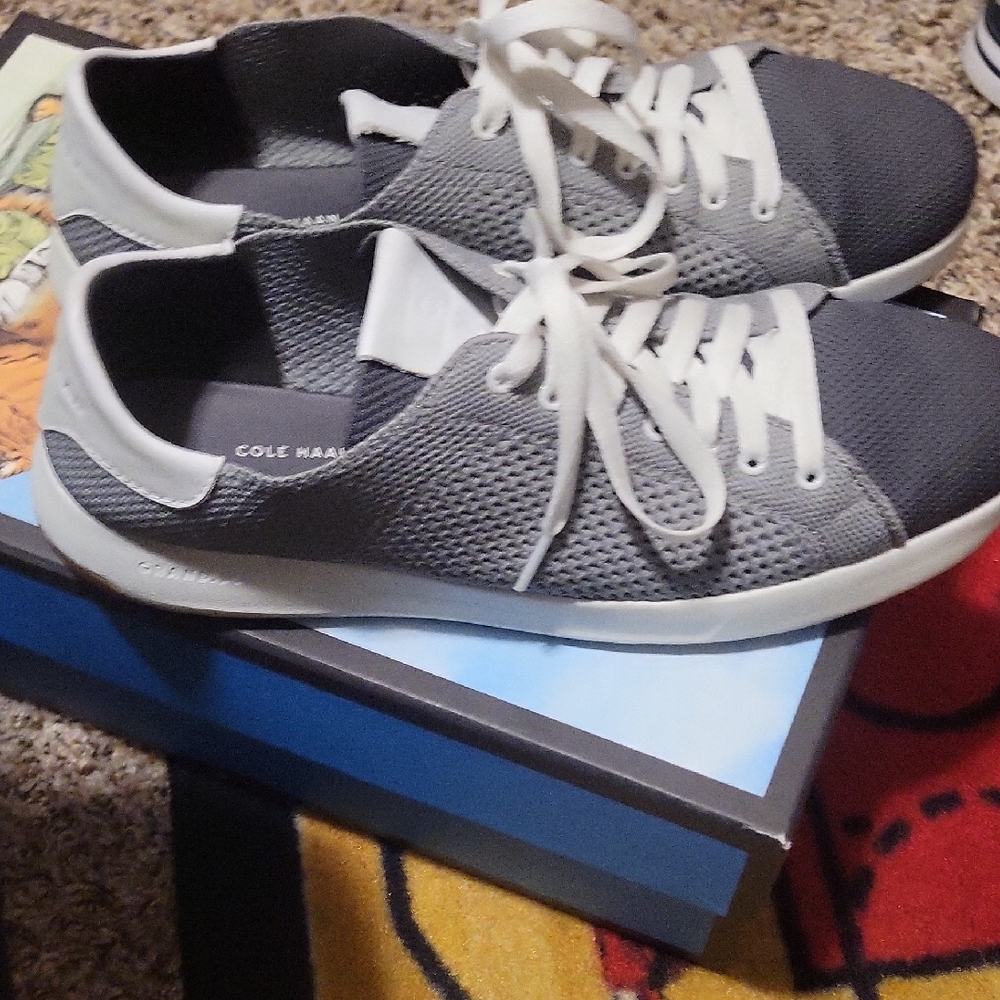 Cole Haan White and Gray Casual Sneakers - Picture 4 of 12